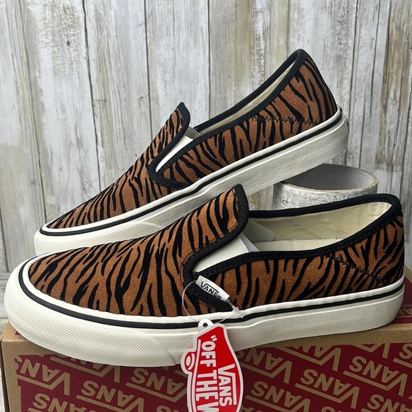 Vans Shoes - Vans slip on sf Animal Stripes Sneaker